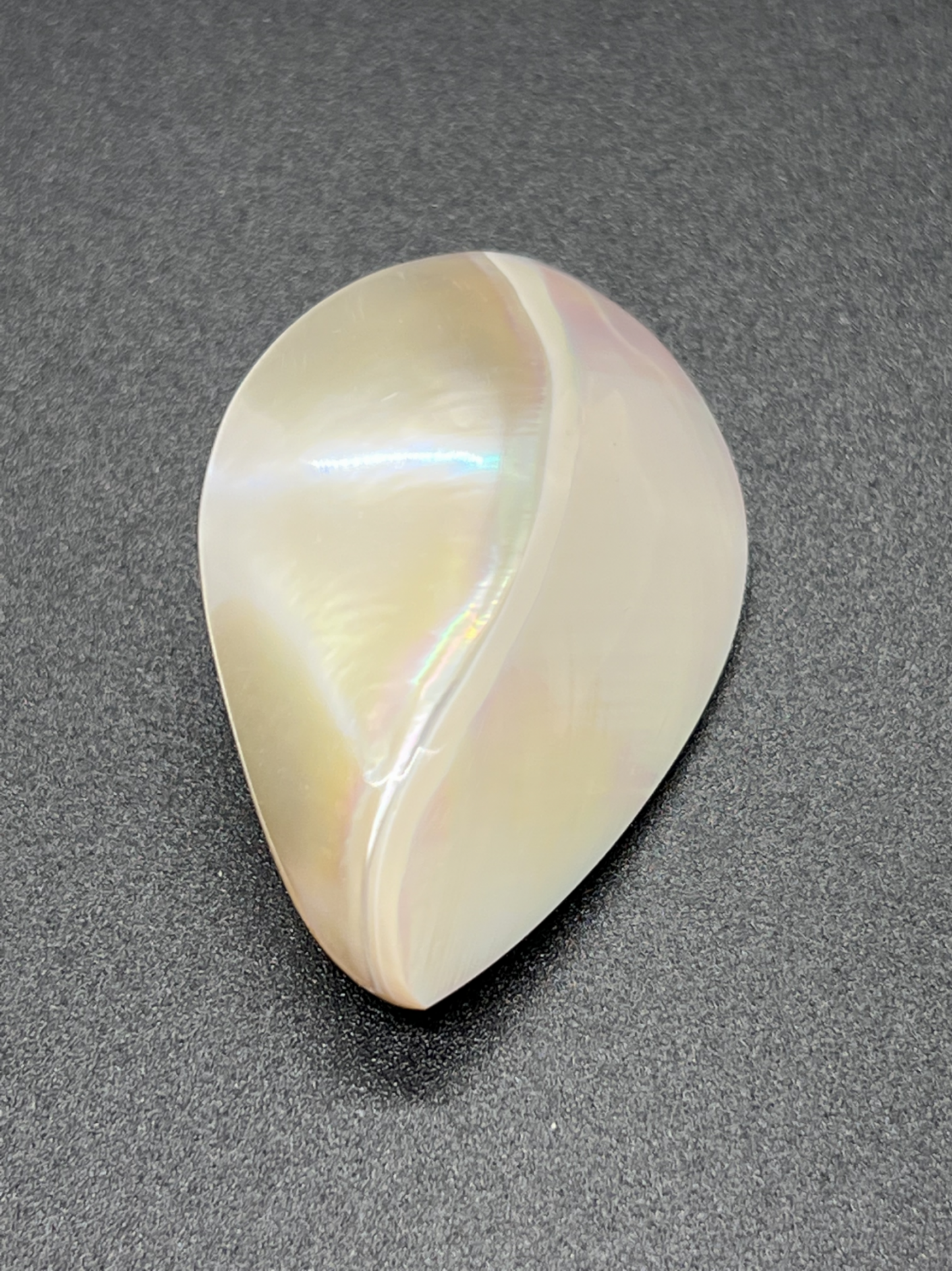 Carmelite Teardrop Bead White Singles