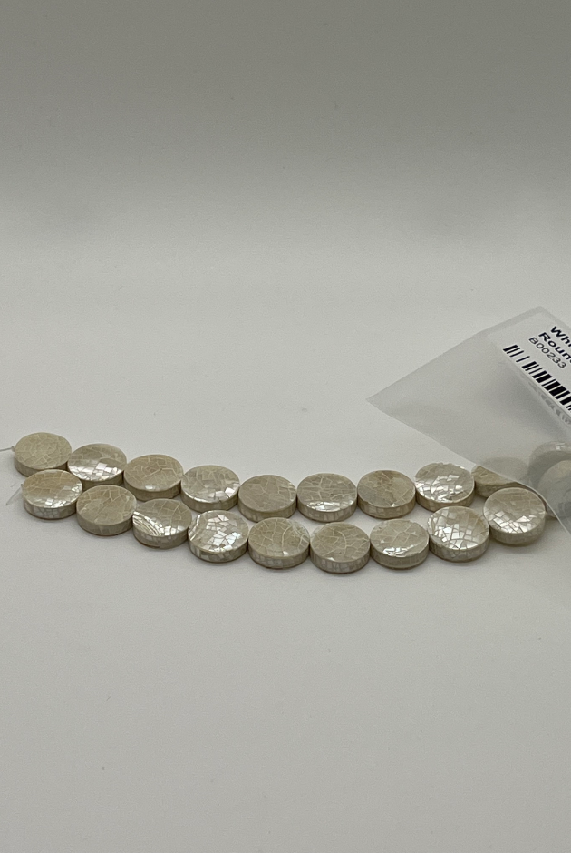 White Hammer Oyster Cracking Round Bead Strand