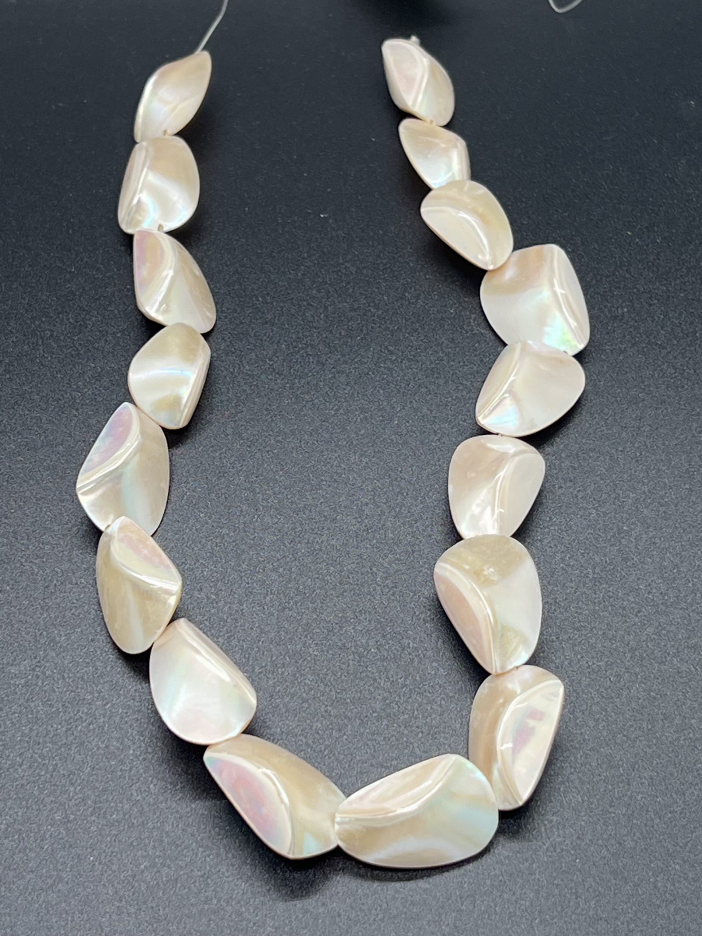 Carmelite Angel Wings Bead White Strand (18pcs)