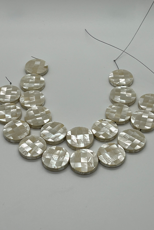 Troca Blocking Bead Strand (10pcs)