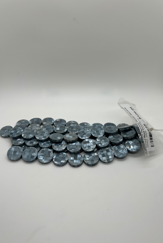 Light Blue Hammer Oyster Blocking Round Bead Strand