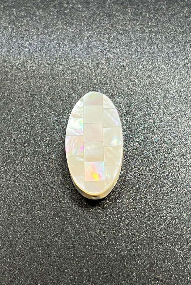 White Goldlip Blocking Oval Bead Singles