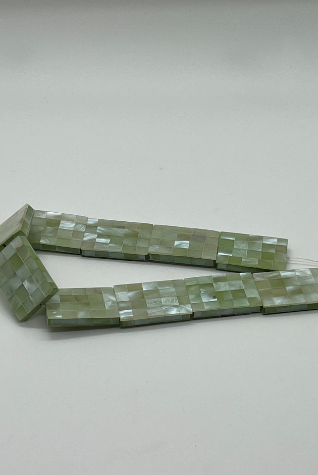 Light Green Hammer Oyster Blocking Rectangle Bead Strand