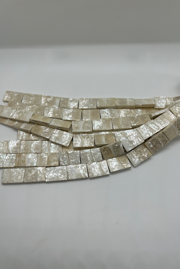 Troca Cracking Rectangle Bead Strand
