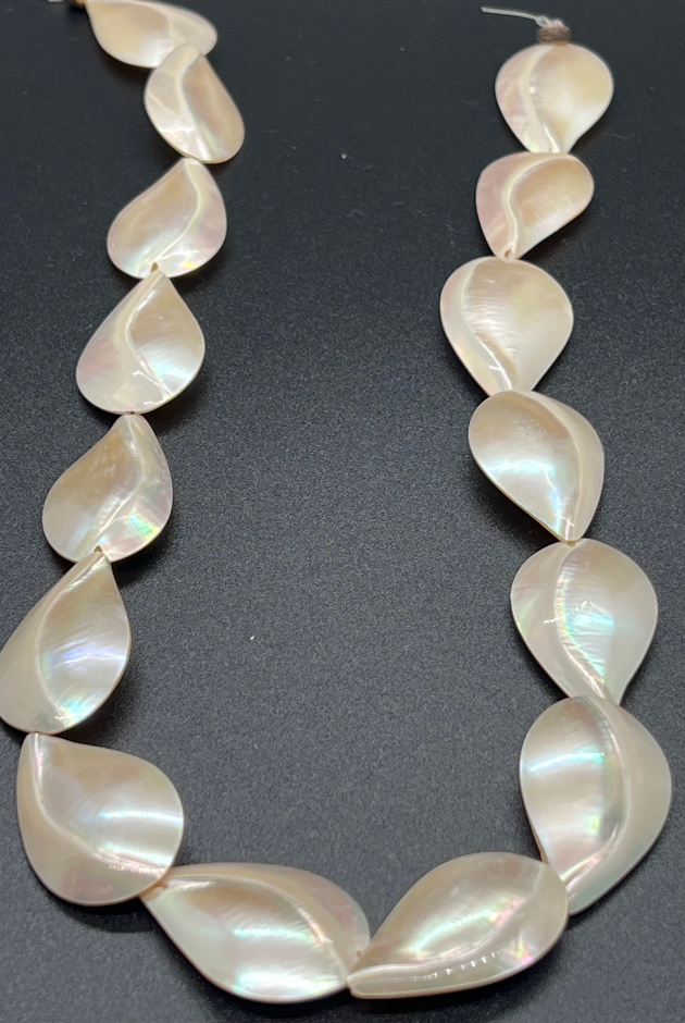 Carmelite Teardrop Bead White Strand (15pcs)