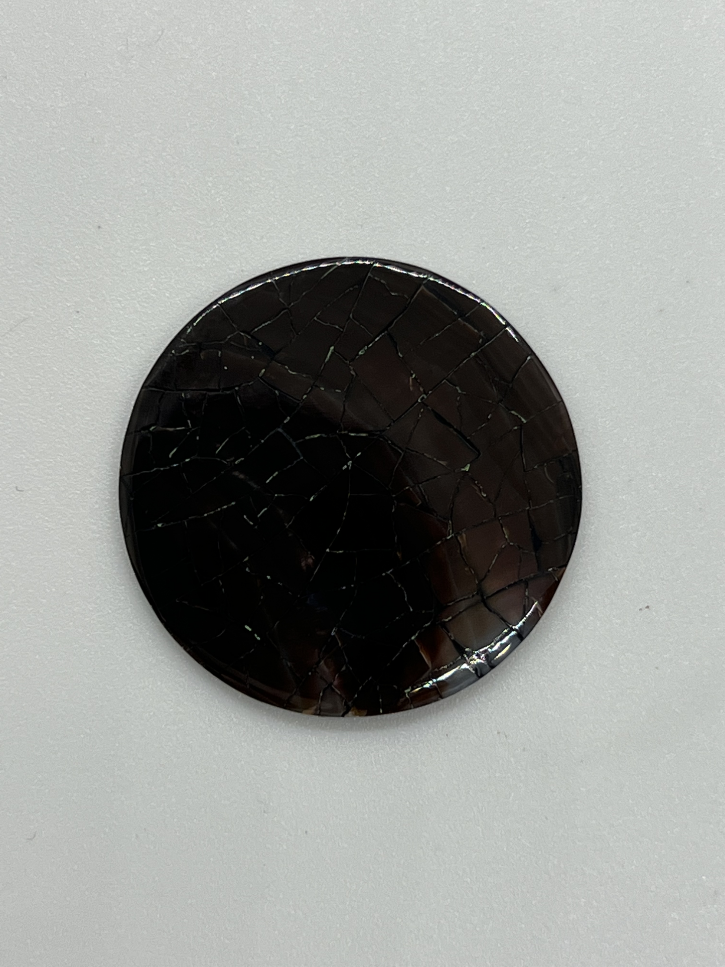 Violet Oyster Cracking Round 25mm X 1mm Thick, Pairs